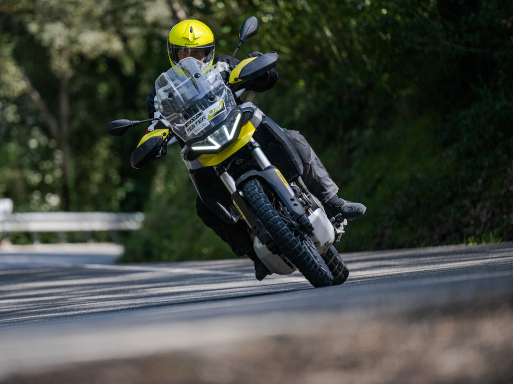 Nehmen Sie das Fahrrad und werden Sie Tester