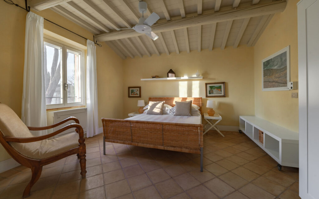 Scuola-7693-HDR